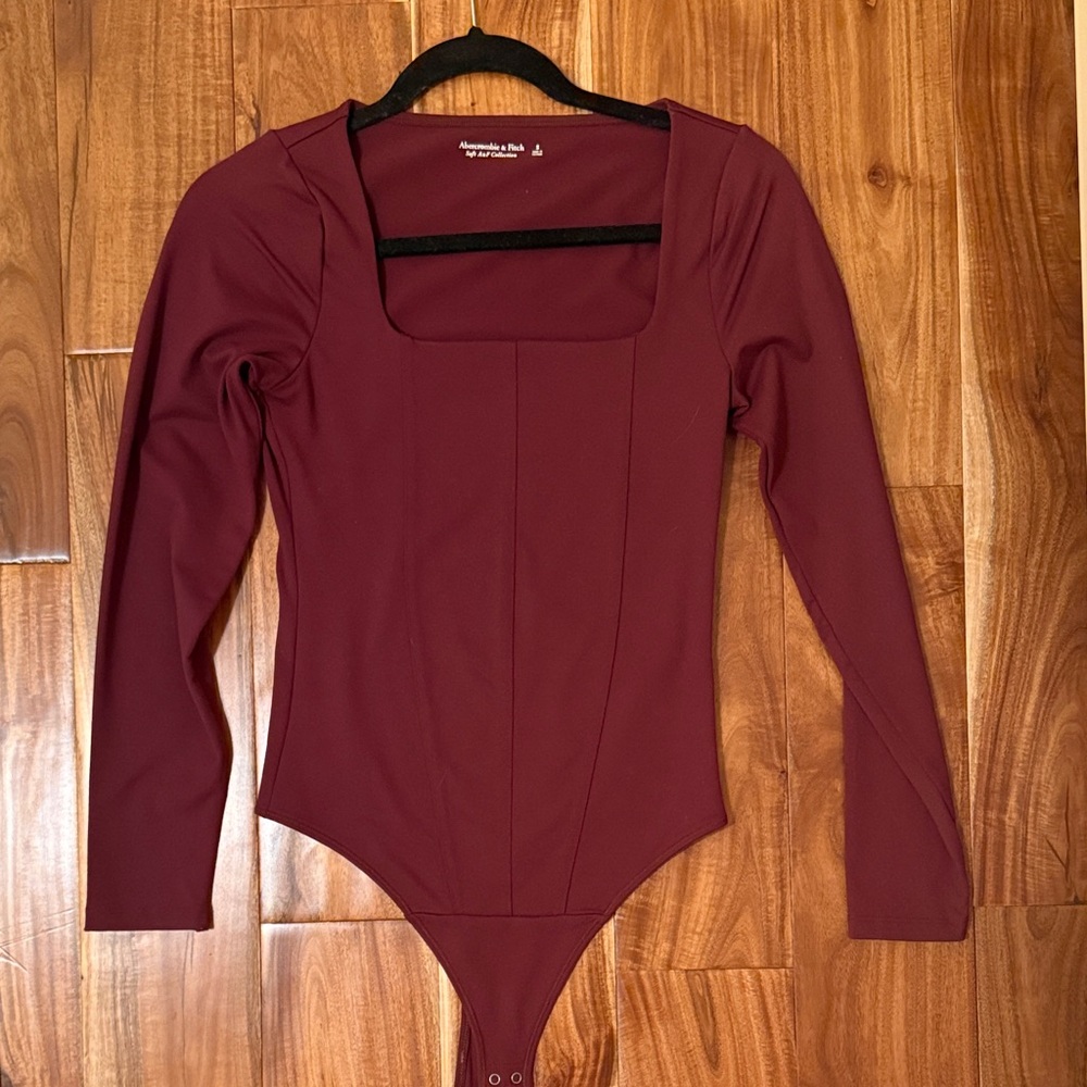 Abercrombie Square-Neck Long Sleeve Bodysuit